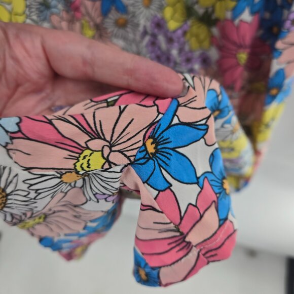 Boohoo  Floral Flower Child Mini Off the Shoulder 70s Style Mini Romper 18 - Picture 5 of 10